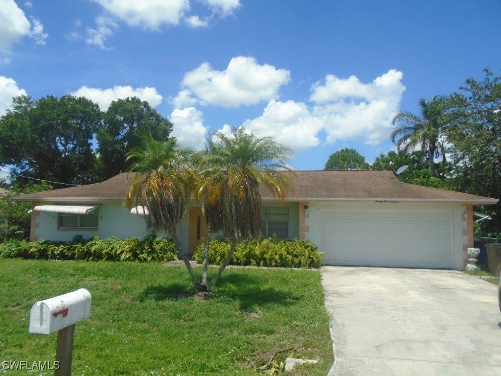 2119 Hibiscus Road Fort Myers FL 33905 225055592 image1