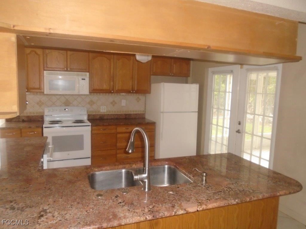 2119 Hibiscus Road Fort Myers FL 33905 225055592 image4