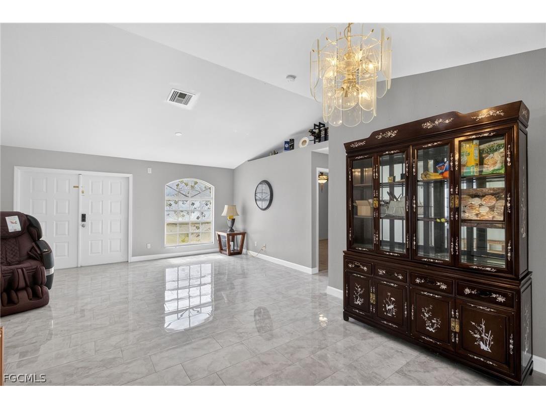 2119 SE 3rd Street Cape Coral FL 33990 2026011842 image8