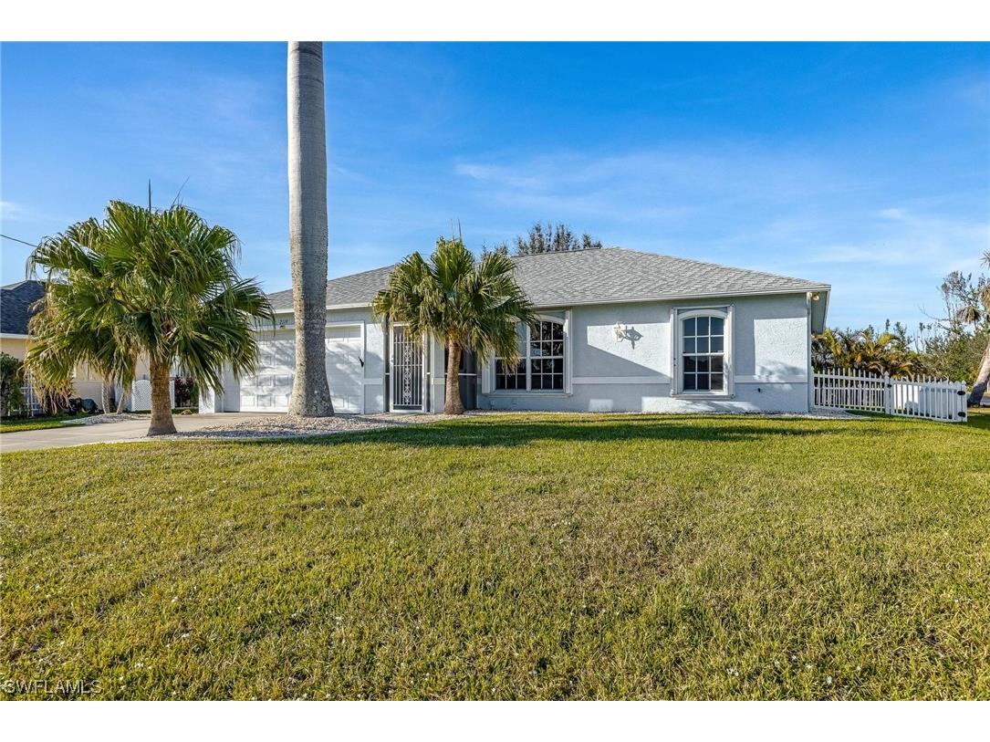 2119 SW 12th Terrace Cape Coral FL 33991 223014613 image1