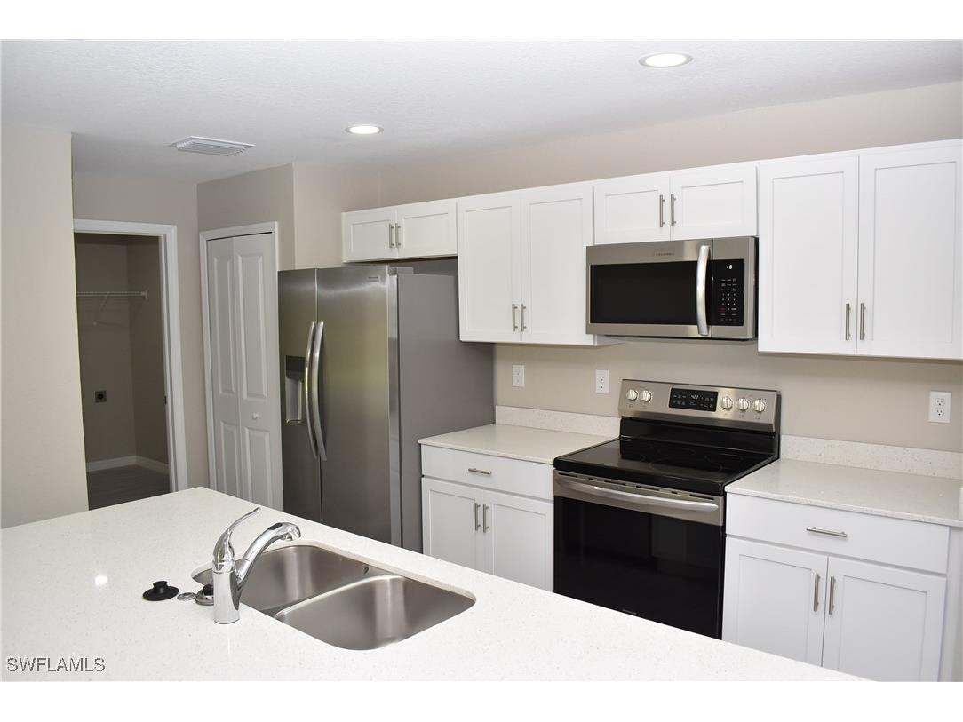 212 Antis Drive Rotonda West FL 33947 225075281 image2