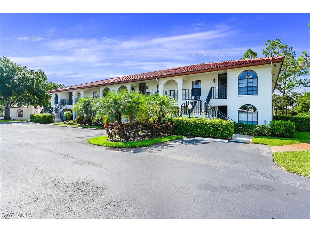 212 Deerwood Circle #6-6-8 Naples FL 34113 223035652 image1