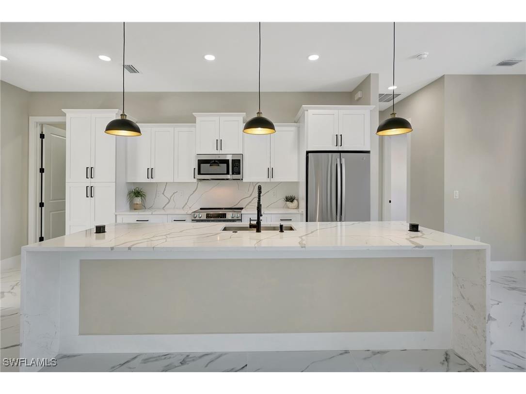 212 Fairway Road Rotonda West FL 33947 225050652 image3