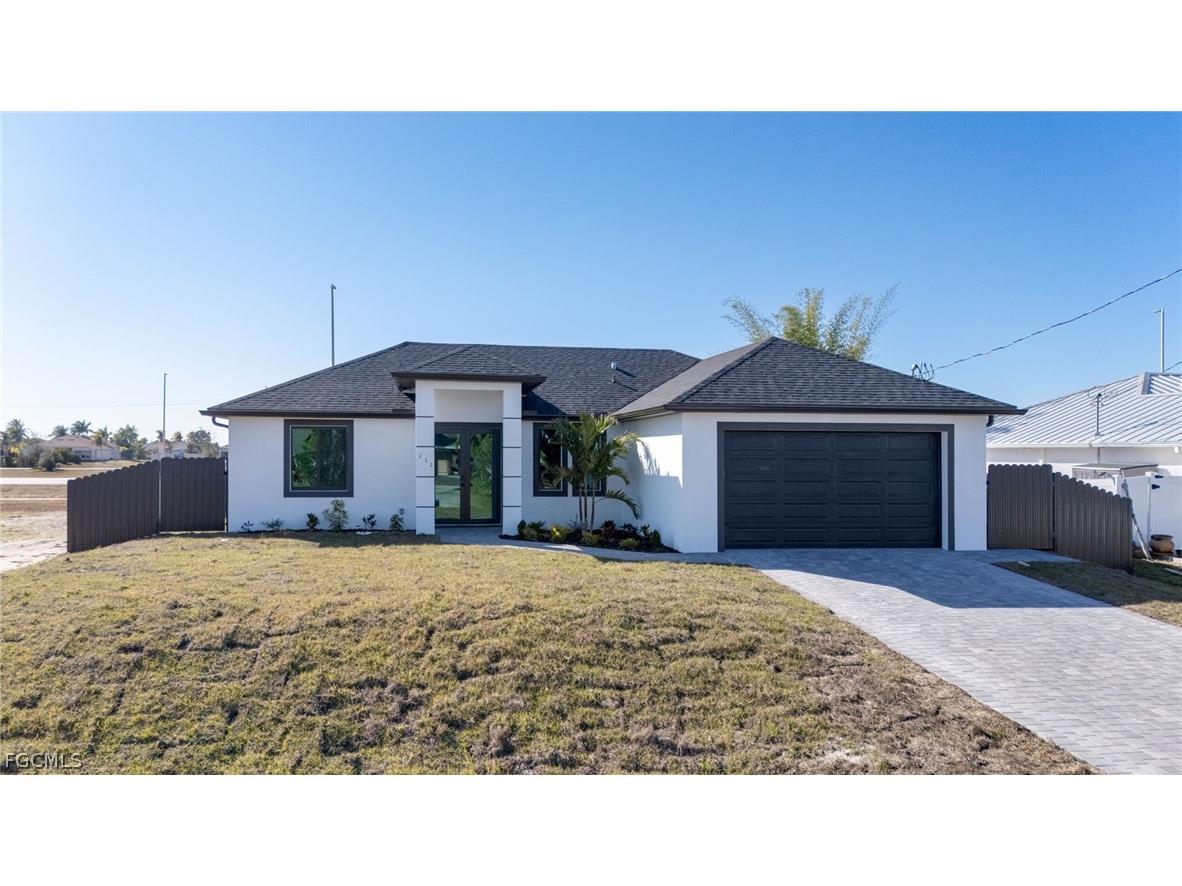 212 NW 31st Place Cape Coral FL 33993 2026005279 image1