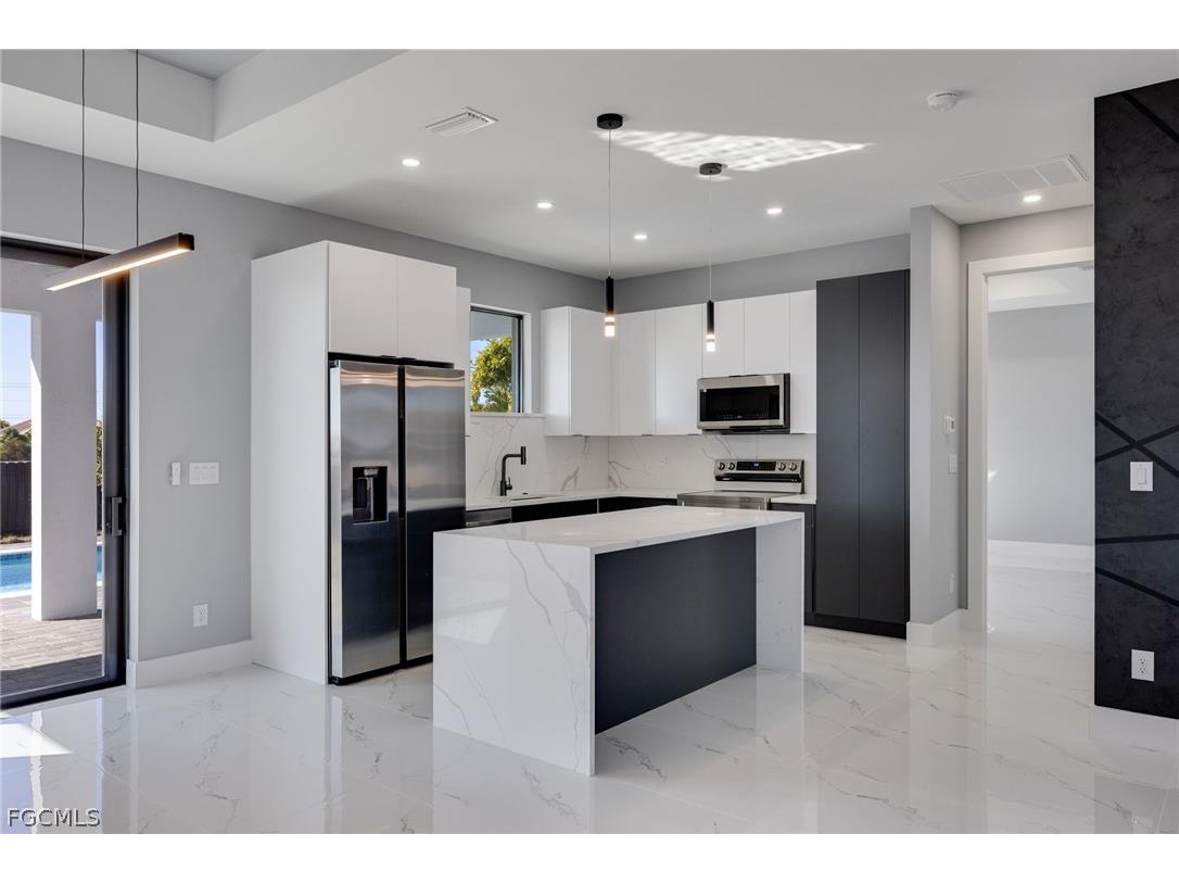 212 NW 31st Place Cape Coral FL 33993 2026005279 image16