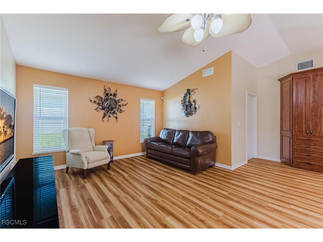 212 SE 30th Terrace Cape Coral FL 33904 2025018167 image14