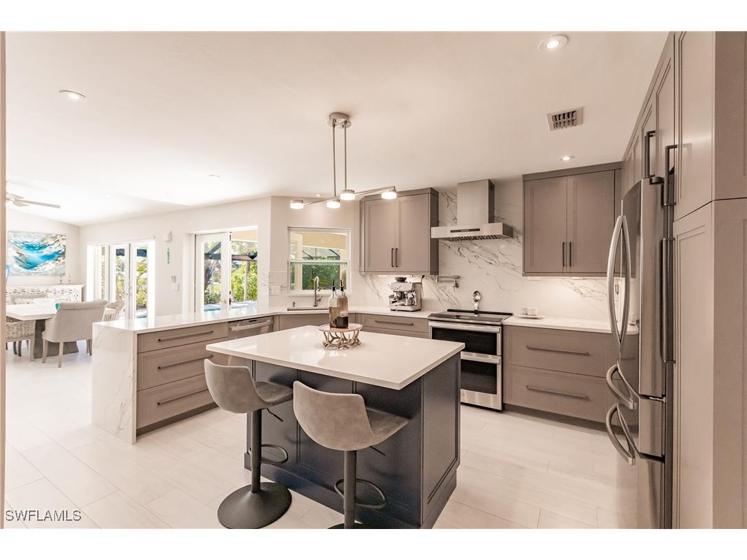 212 SE 31st Terrace Cape Coral FL 33904 225011743 image3