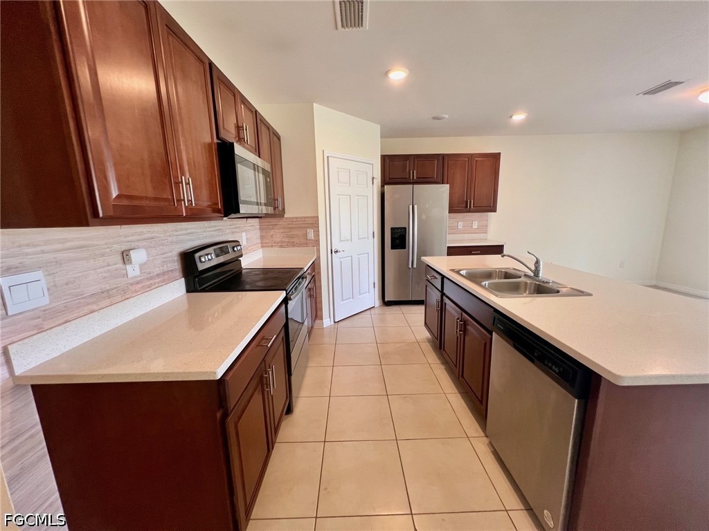 212 SW 25th Avenue Cape Coral FL 33991 2026020546 image8