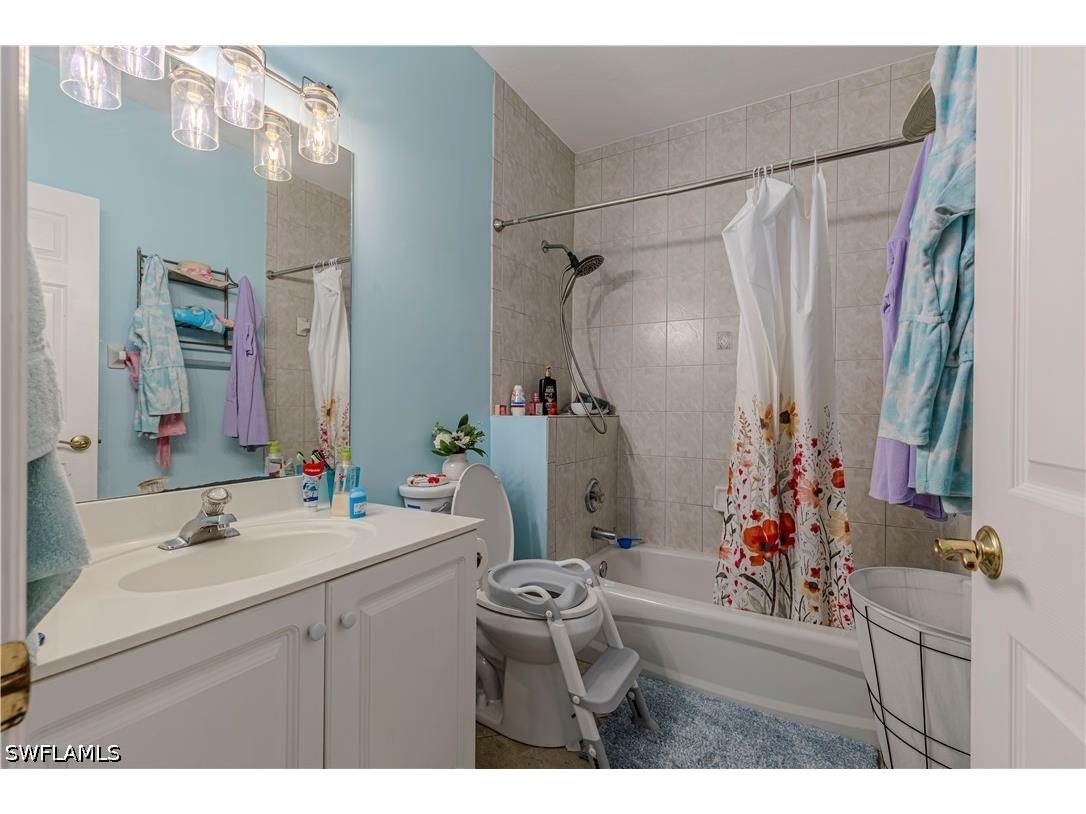 2120 Cay Lagoon Dr #222 Naples FL 34109 226023684 image16
