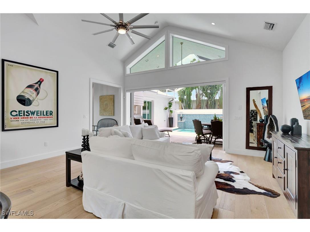 2120 Curtis Street Naples FL 34112 226000027 image16