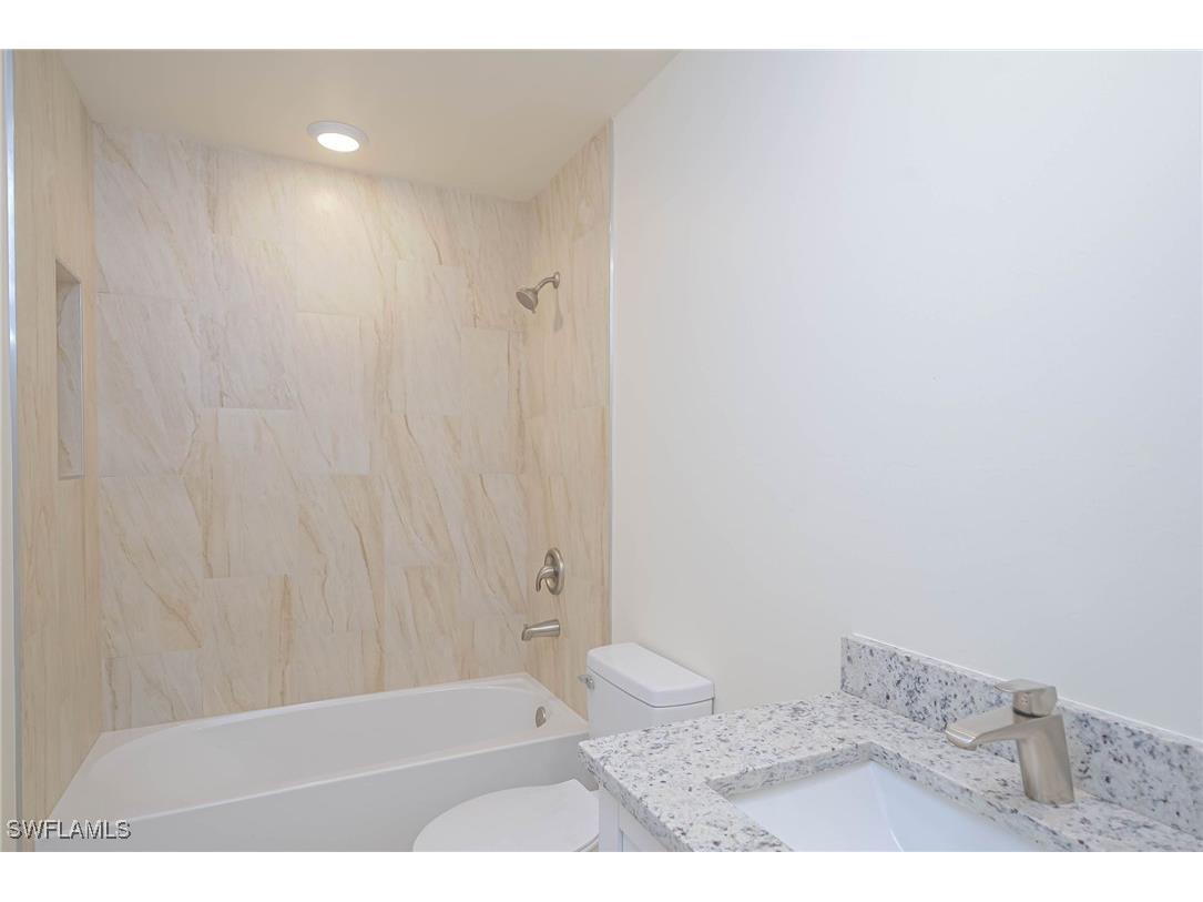 2120 French Street Fort Myers FL 33916 225071428 image7