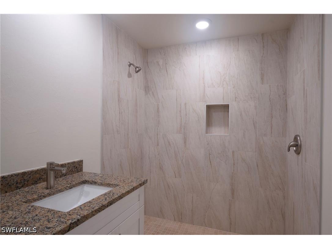 2120 French Street Fort Myers FL 33916 226019965 image15