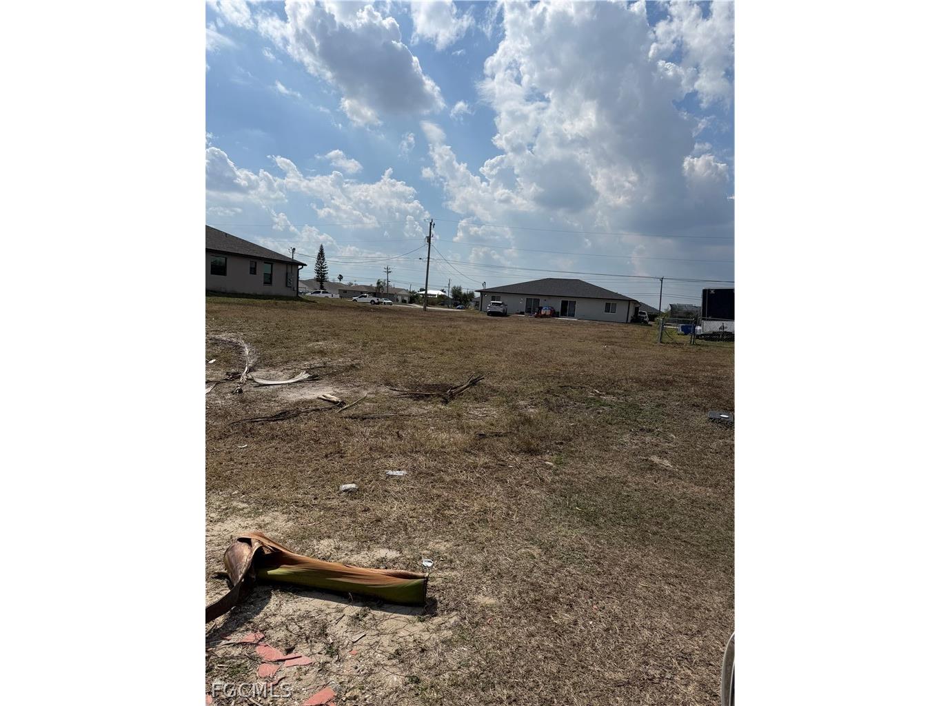 2120 NE 8th Place Cape Coral FL 33909 2026009047 image2