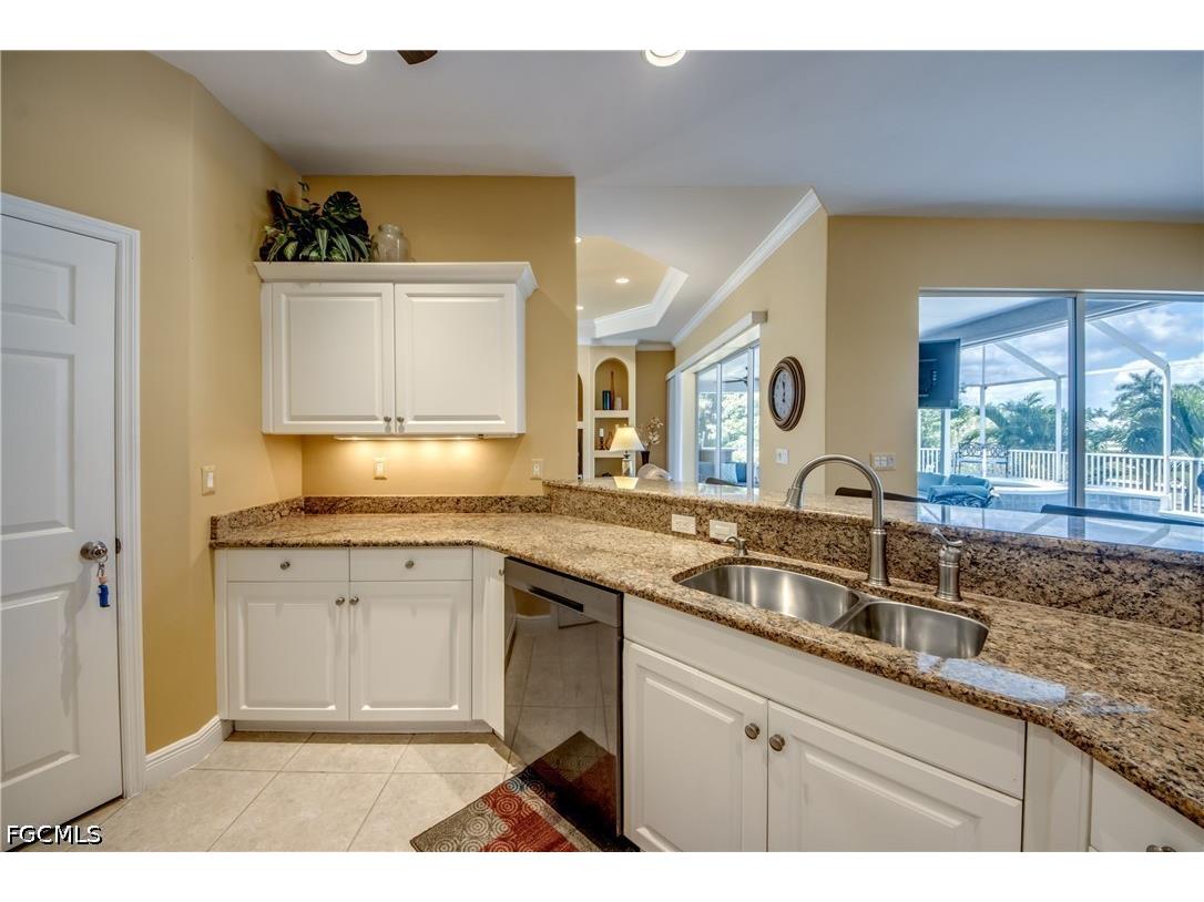 2120 SW 8th Place Cape Coral FL 33991 2026019173 image13