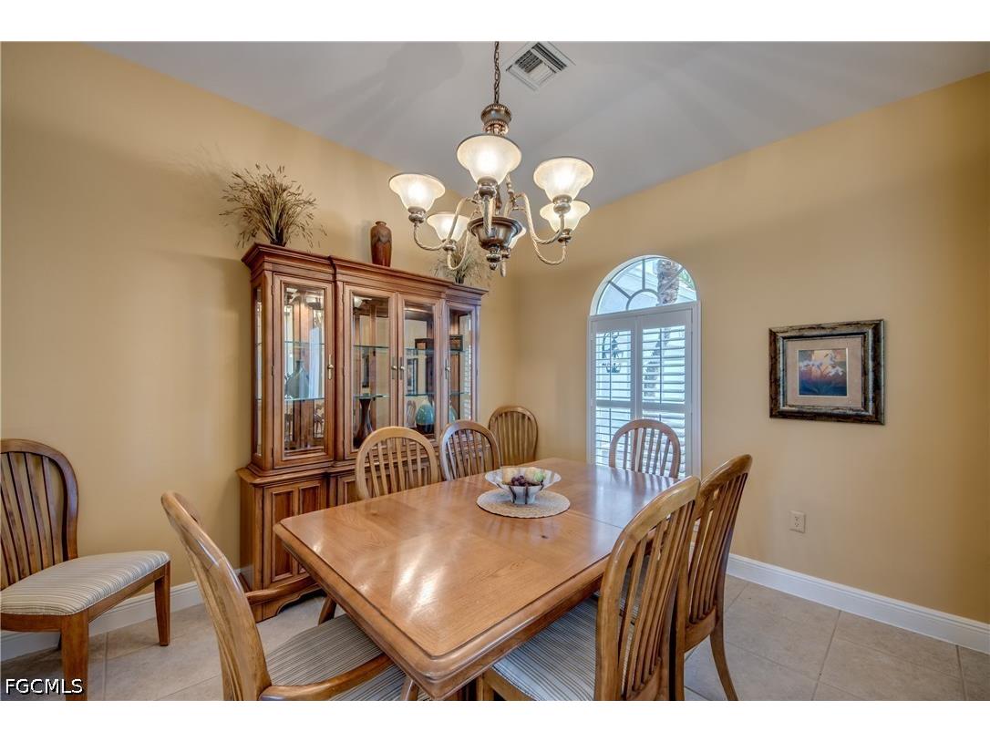 2120 SW 8th Place Cape Coral FL 33991 2026019173 image18