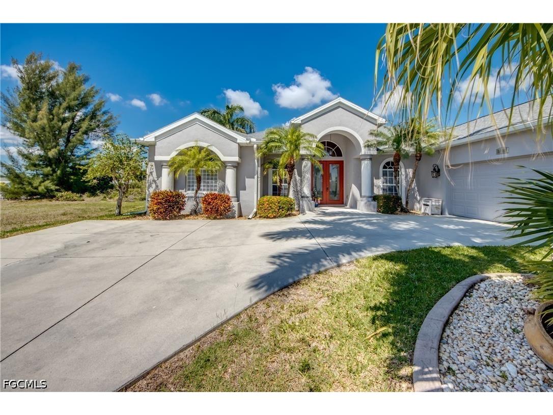 2120 SW 8th Place Cape Coral FL 33991 2026019173 image2