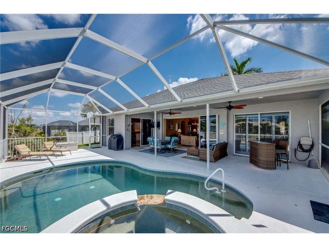 2120 SW 8th Place Cape Coral FL 33991 2026019173 image4