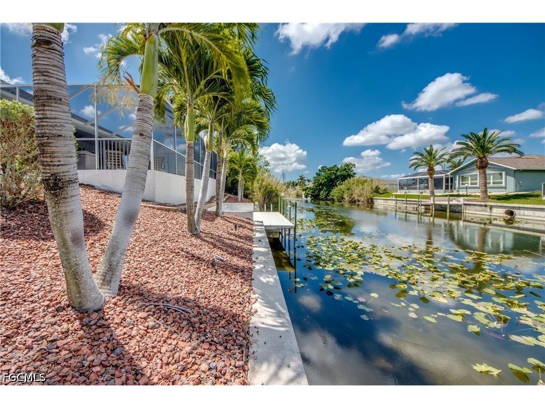 2120 SW 8th Place Cape Coral FL 33991 2026019173 image43