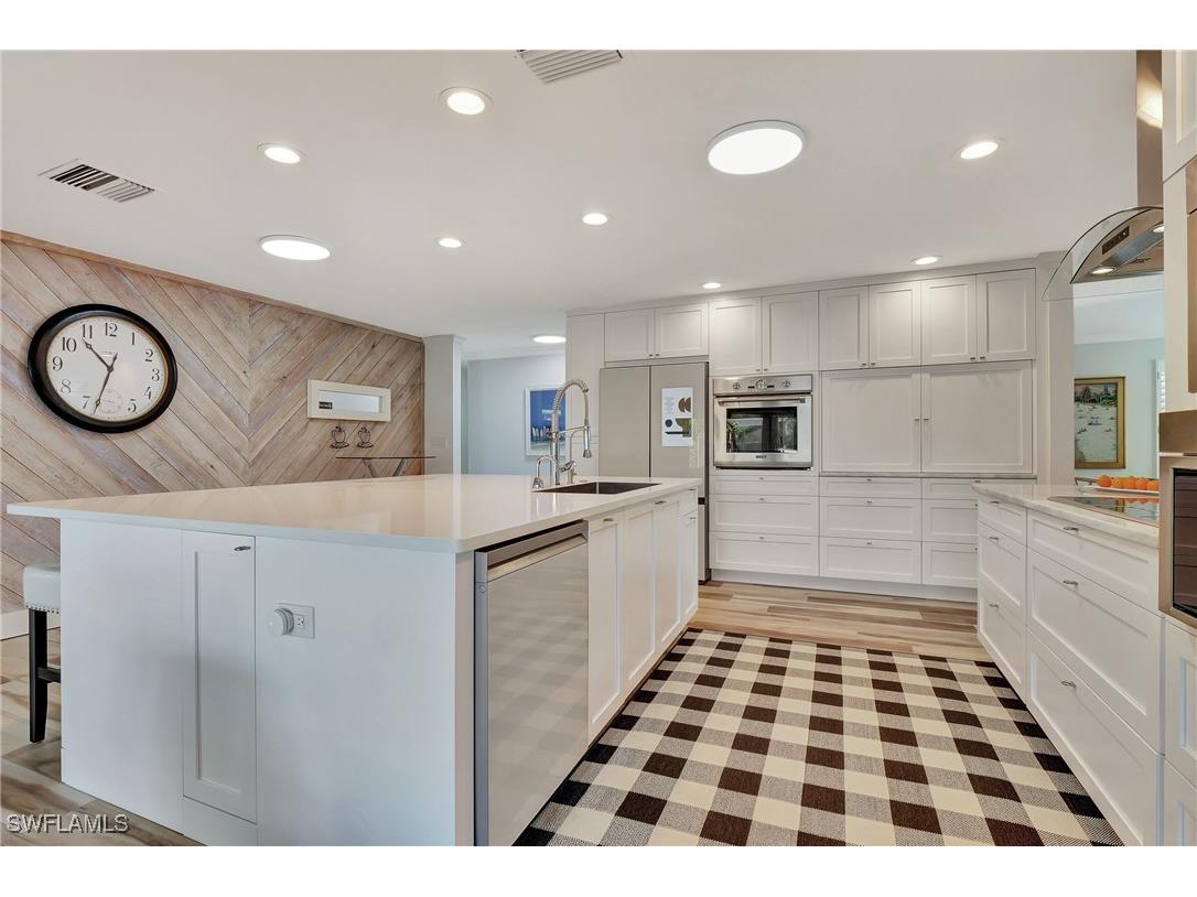 2120 Sandpiper Street Naples FL 34102 226001019 image13