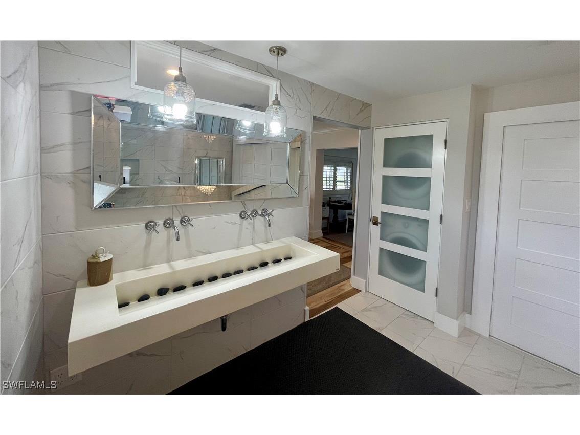 2120 Sandpiper Street Naples FL 34102 226001019 image24