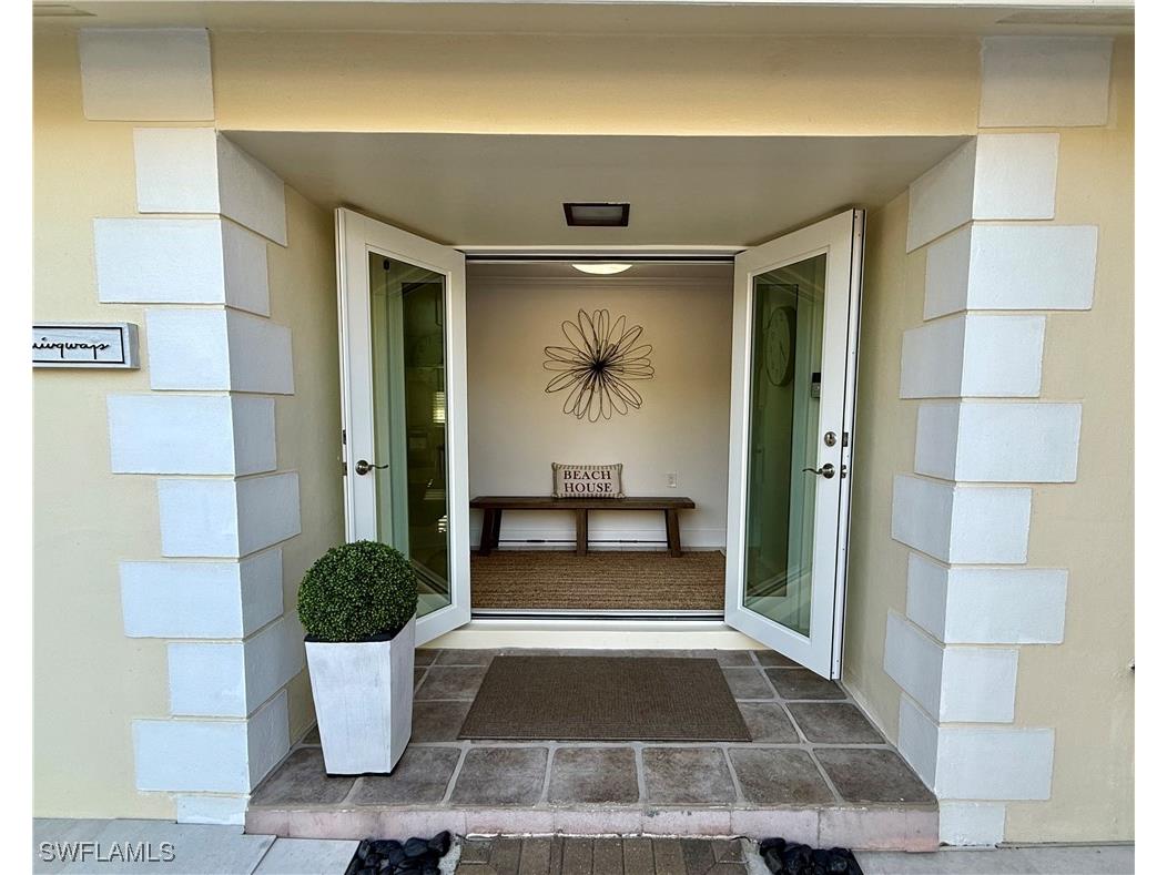 2120 Sandpiper Street Naples FL 34102 226001019 image9