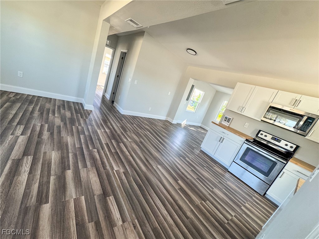 21203 Meehan Avenue Port Charlotte FL 33952 2025006018 image10