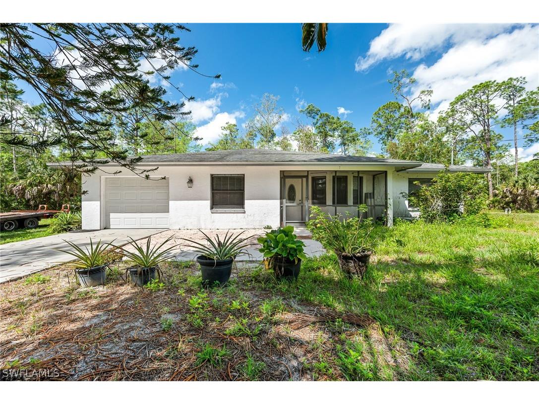 2121 17th Street SW Naples FL 34117 224028827 image1