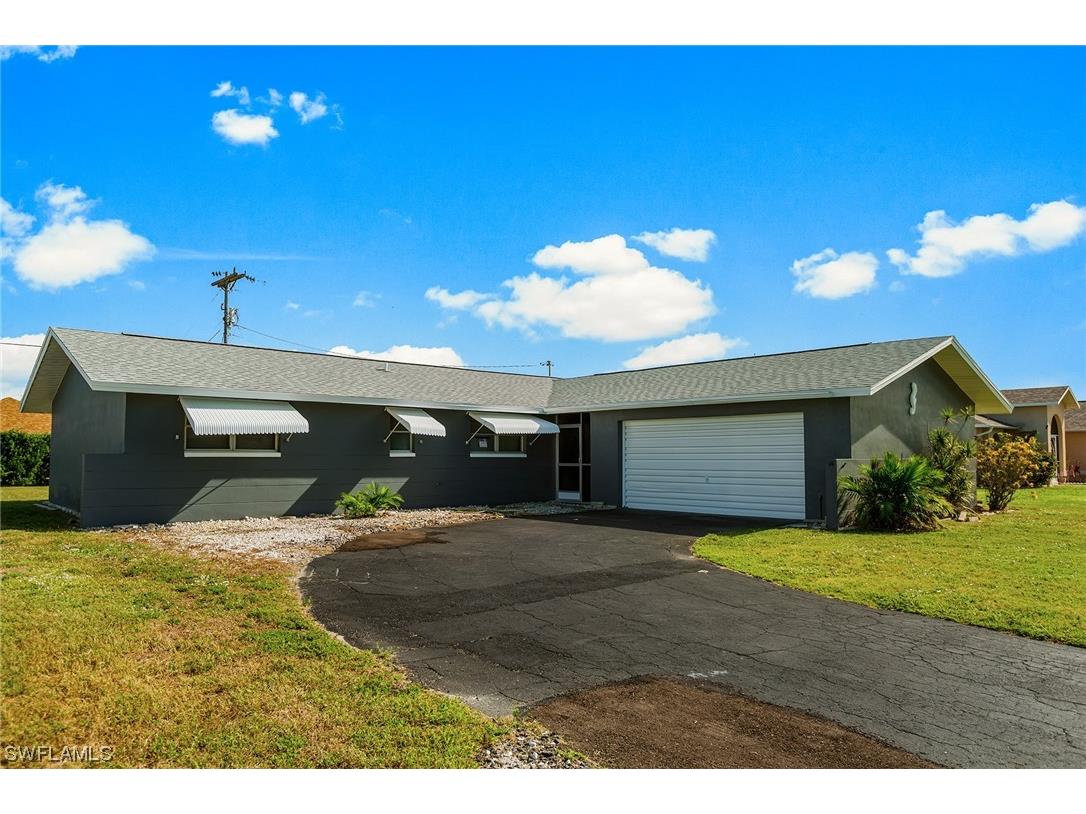 2121 Academy Boulevard Cape Coral FL 33990 223067369 image1