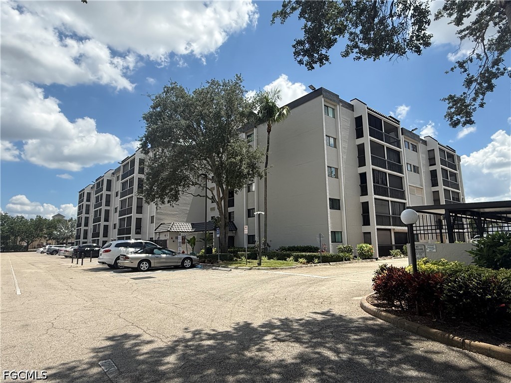 2121 Collier Avenue #109 Fort Myers FL 33901 2026027684 image1