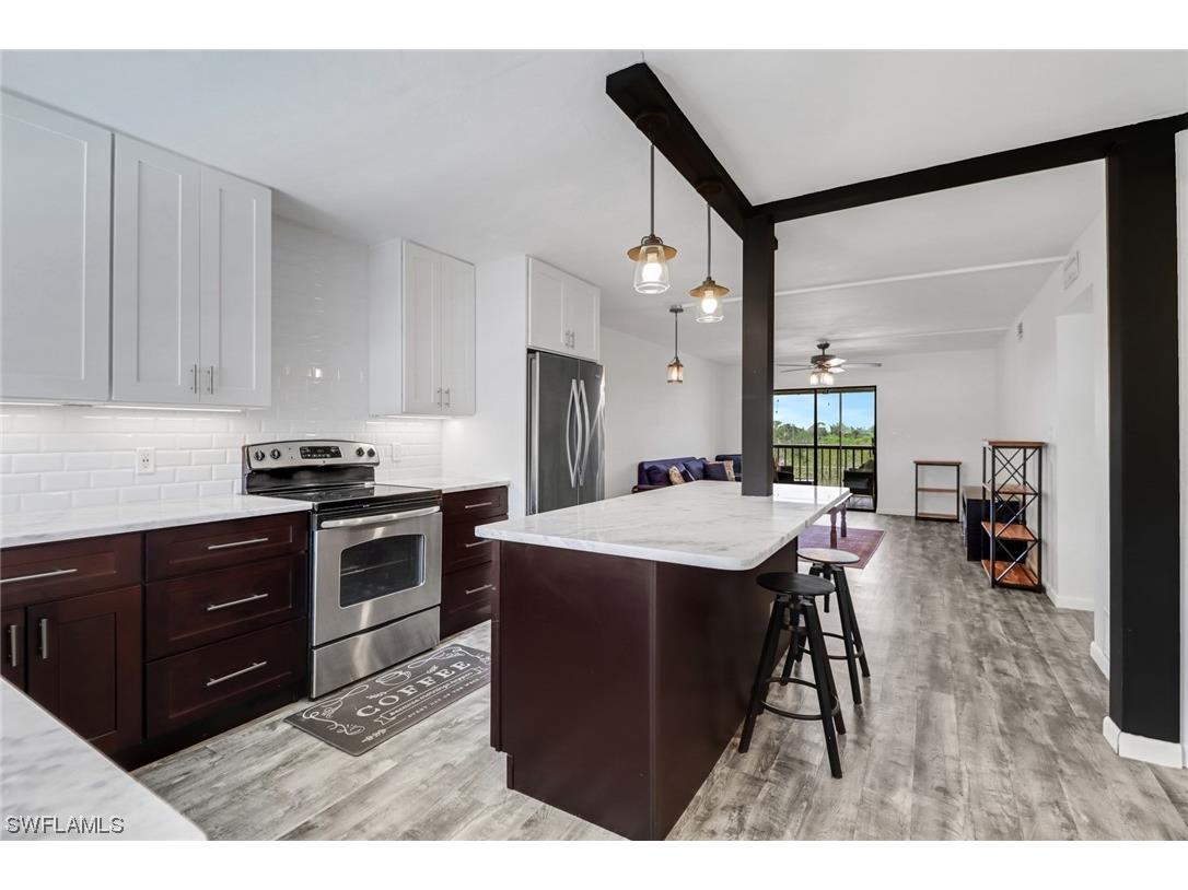 2121 Collier Avenue #404 Fort Myers FL 33901 223055651 image1