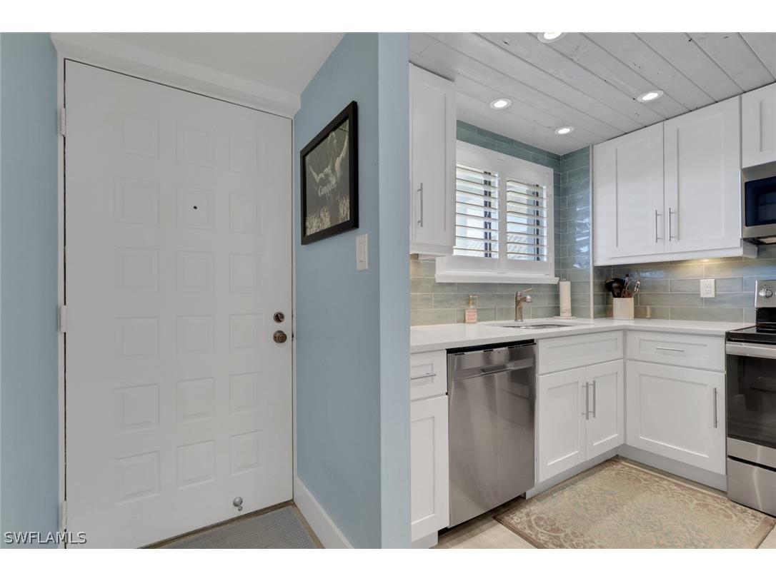 2121 Collier Avenue #508 Fort Myers FL 33901 226006975 image2