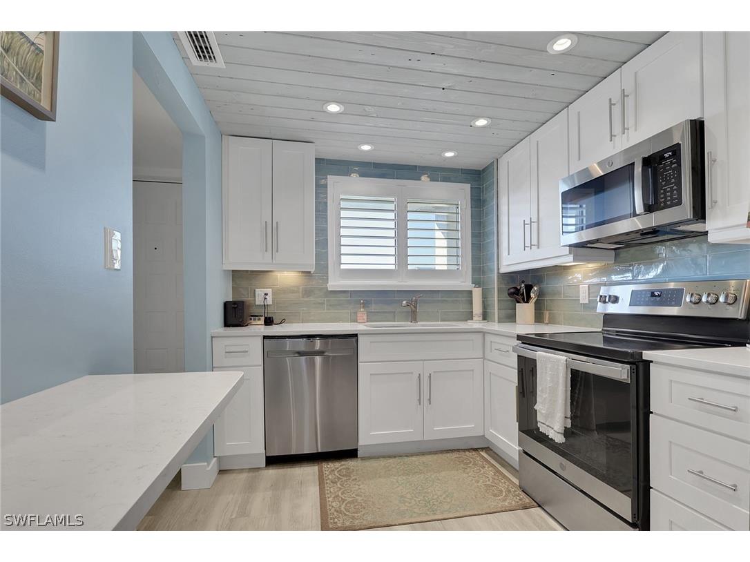2121 Collier Avenue #508 Fort Myers FL 33901 226006975 image3