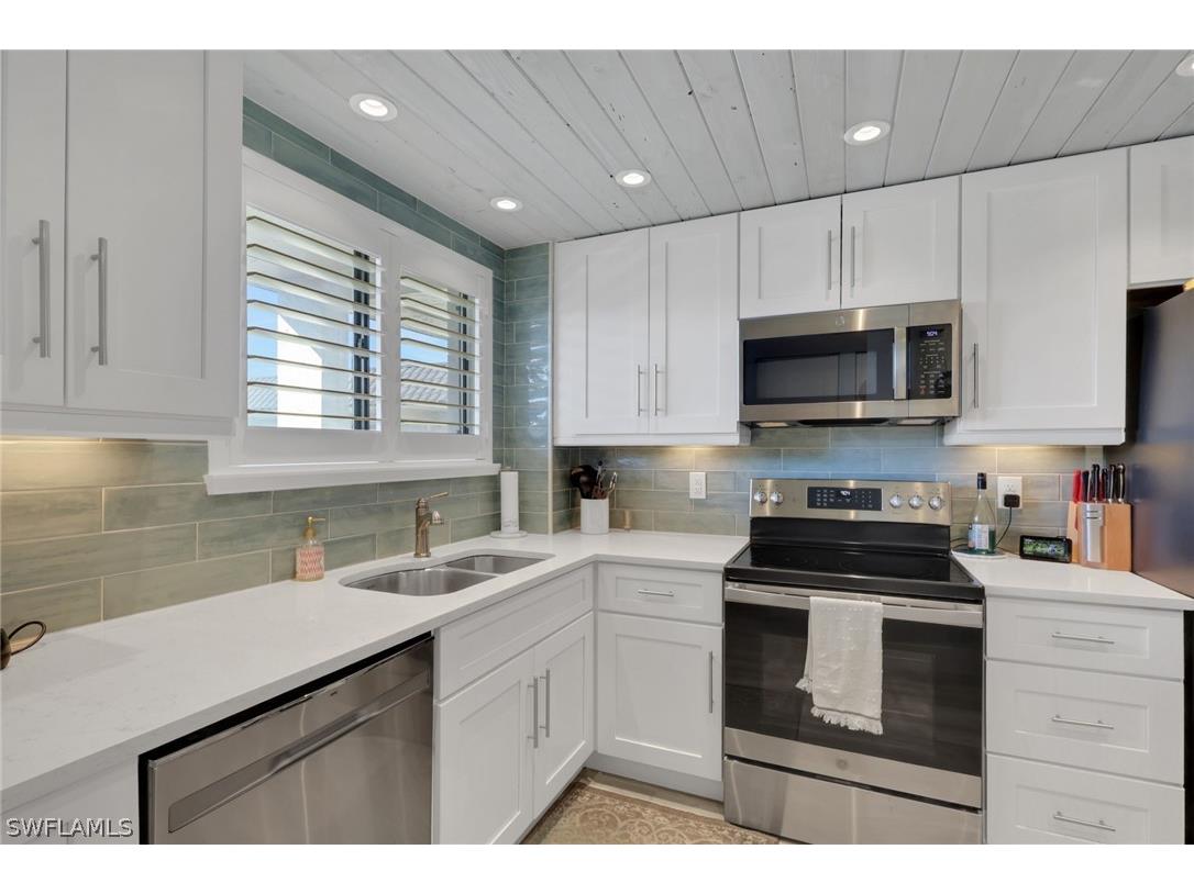 2121 Collier Avenue #508 Fort Myers FL 33901 226006975 image4