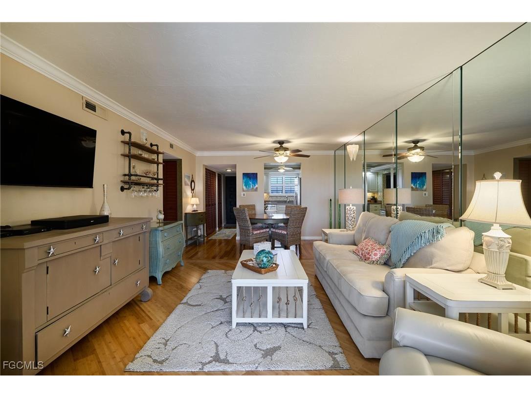2121 Collier Avenue #518 Fort Myers FL 33901 2025005466 image2