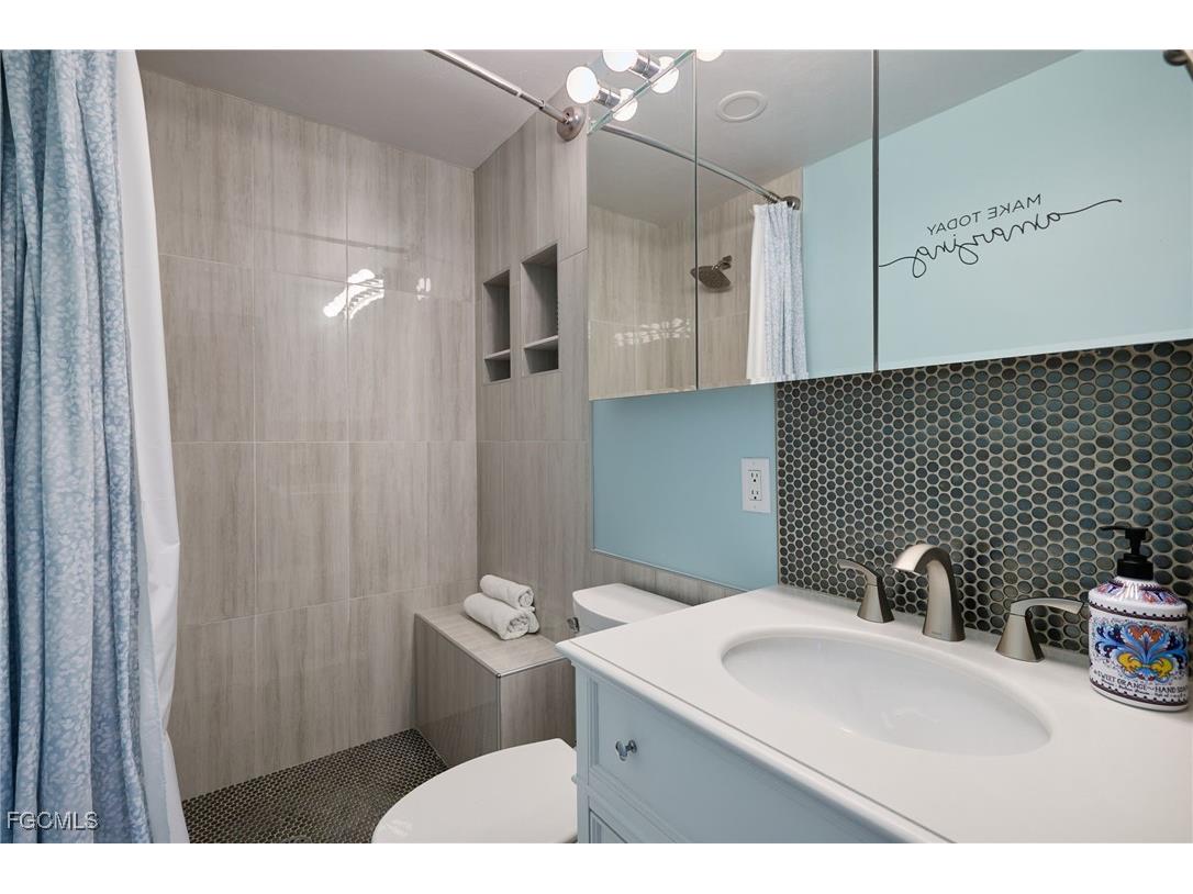 2121 Collier Avenue #518 Fort Myers FL 33901 2025005466 image8