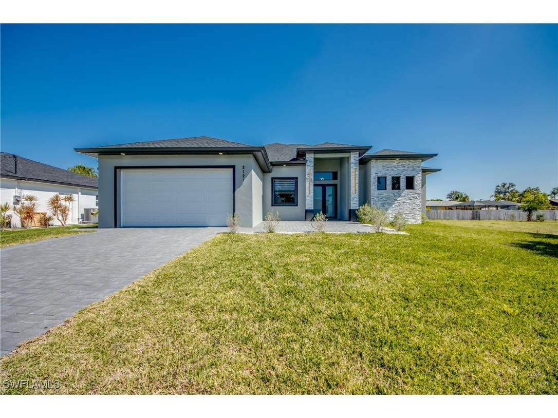 2121 Coral Point Drive Cape Coral FL 33990 225000626 image1