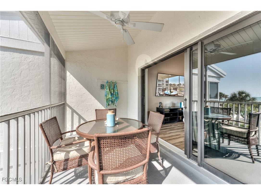 2121 Gulf Beach Villas Captiva FL 33924 2026000907 image13