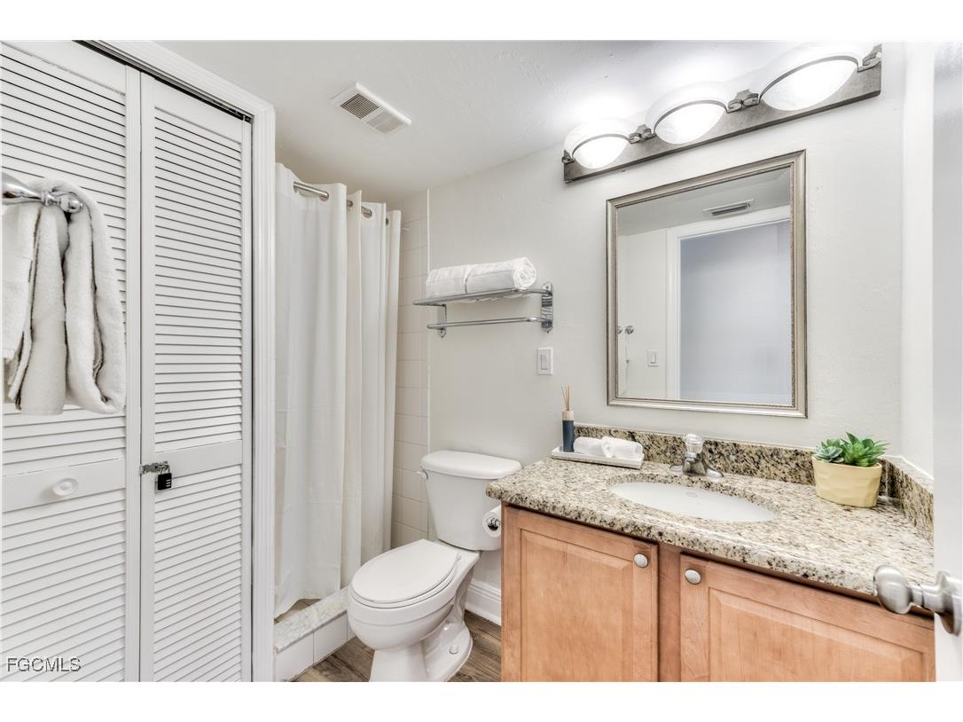 2121 Gulf Beach Villas Captiva FL 33924 2026000907 image20