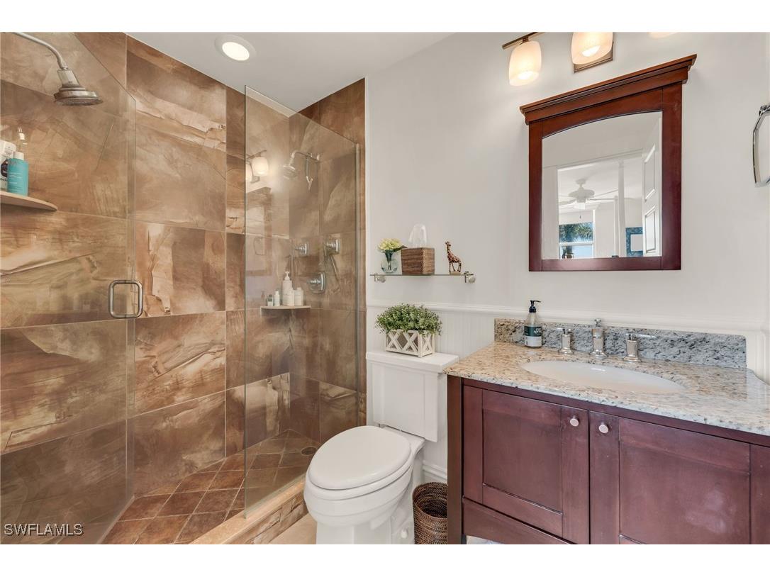 2121 Gulf Shore Boulevard N #206 Naples FL 34102 225072917 image12