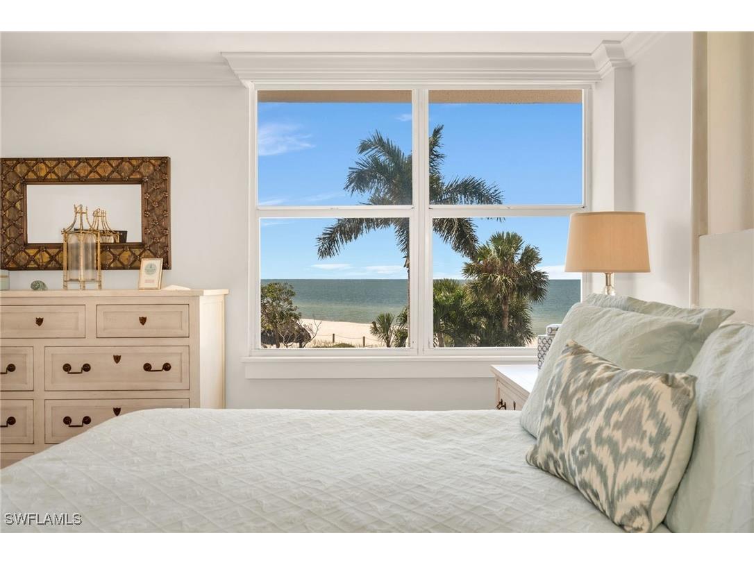 2121 Gulf Shore Boulevard N #206 Naples FL 34102 225072917 image13
