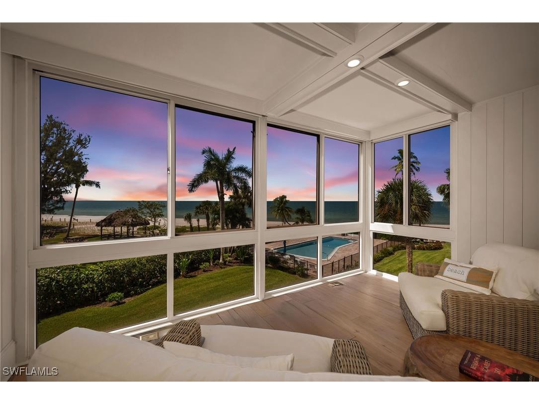 2121 Gulf Shore Boulevard N #206 Naples FL 34102 225072917 image2