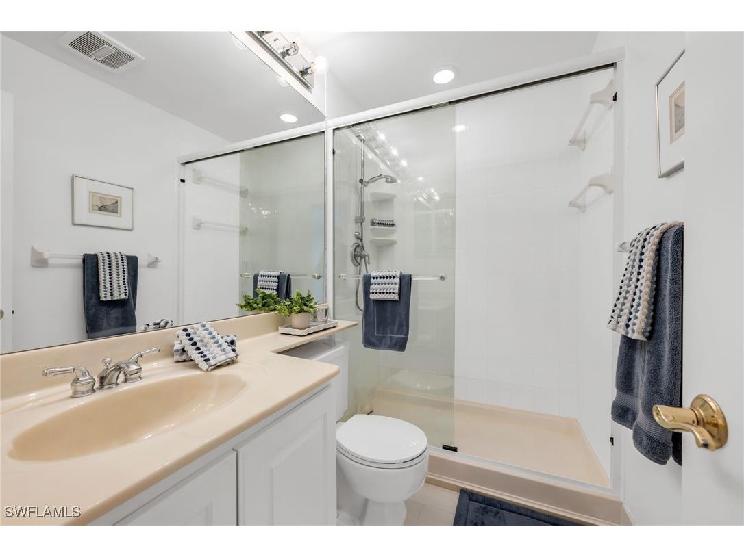 2121 Gulf Shore Boulevard N #305 Naples FL 34102 225072365 image20