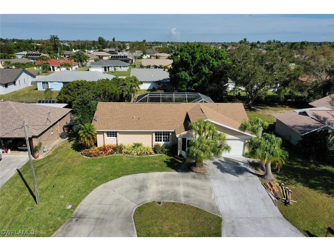 2121 SE 14th Terrace Cape Coral FL 33990 224016454 image1