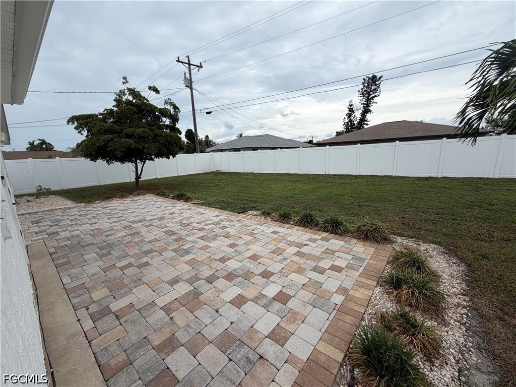 2121 SE 1st Terrace Cape Coral FL 33990 2026024951 image14