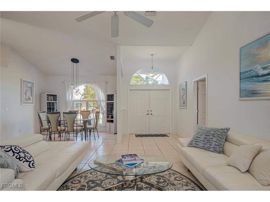 2121 SE 5th Court Cape Coral FL 33990 2025024791 image7
