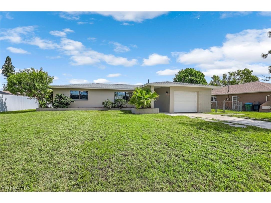 2121 SE 6th Lane Cape Coral FL 33990 224052018 image1