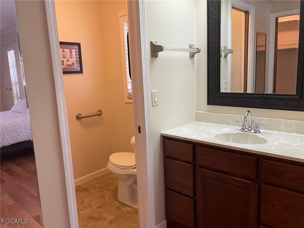 2121 SE 8th Terrace Cape Coral FL 33990 2025021148 image12