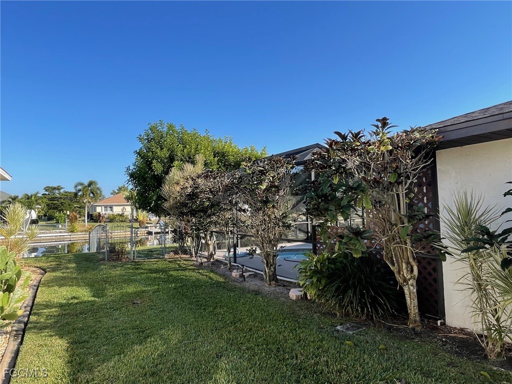 2121 SE 8th Terrace Cape Coral FL 33990 2025021148 image23