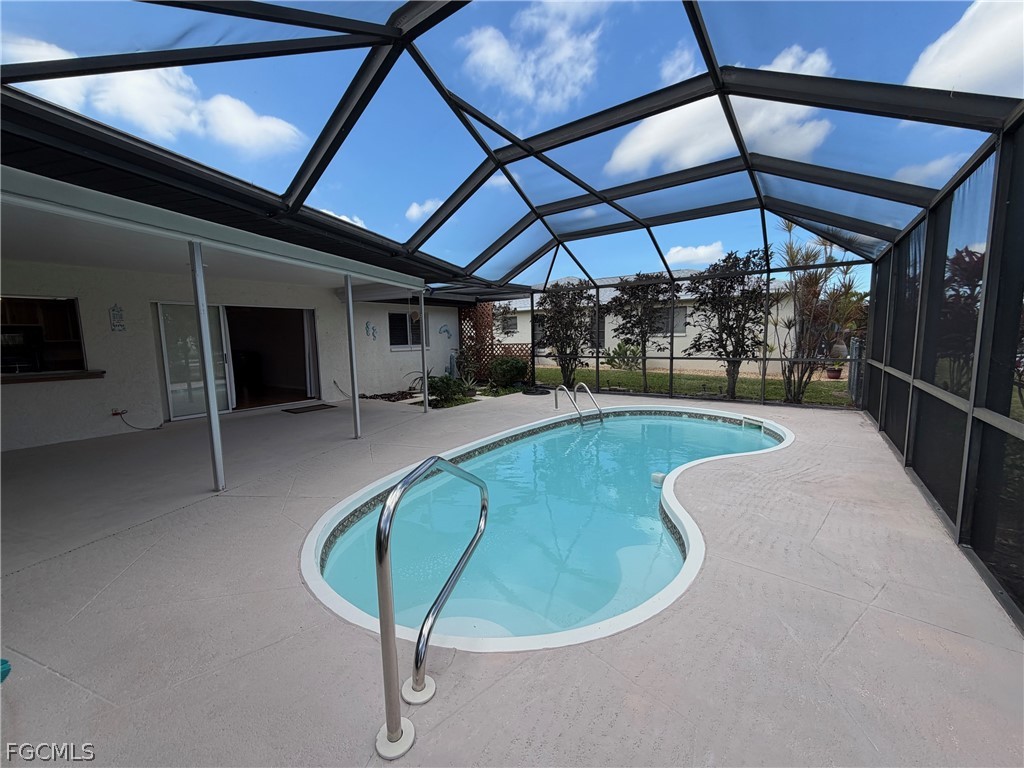 2121 SE 8th Terrace Cape Coral FL 33990 2025021148 image26