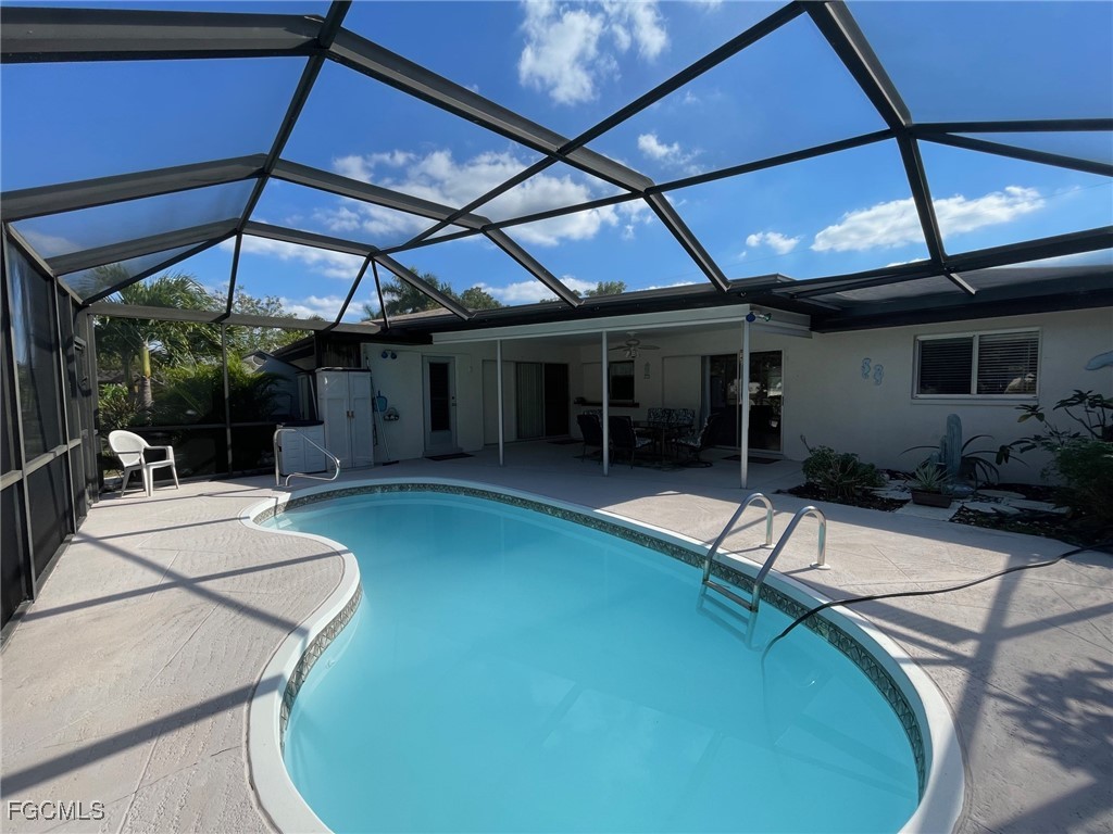 2121 SE 8th Terrace Cape Coral FL 33990 2025021148 image4